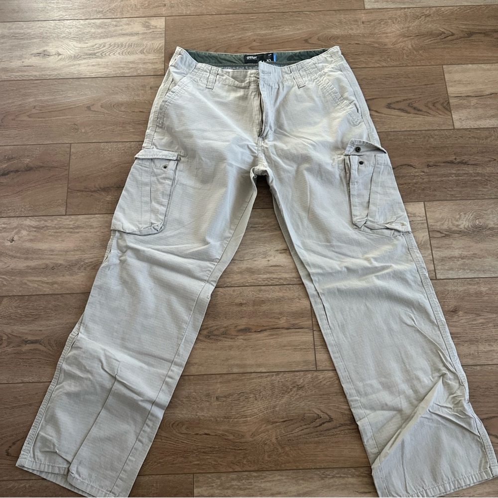 Vintage Y2K Oakley Men's Cream Cargo Pants